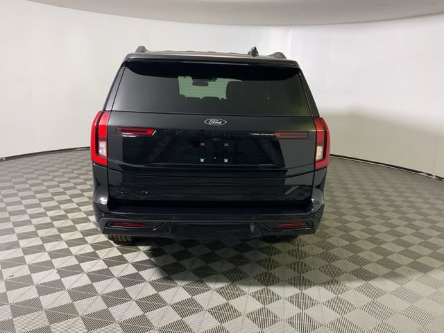 New 2026 Ford Expedition Platinum w/ Stealth Appearance Package image 9