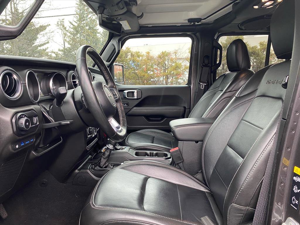 Used 2023 Jeep Wrangler Unlimited Sahara w/ Cold Weather Group image 15