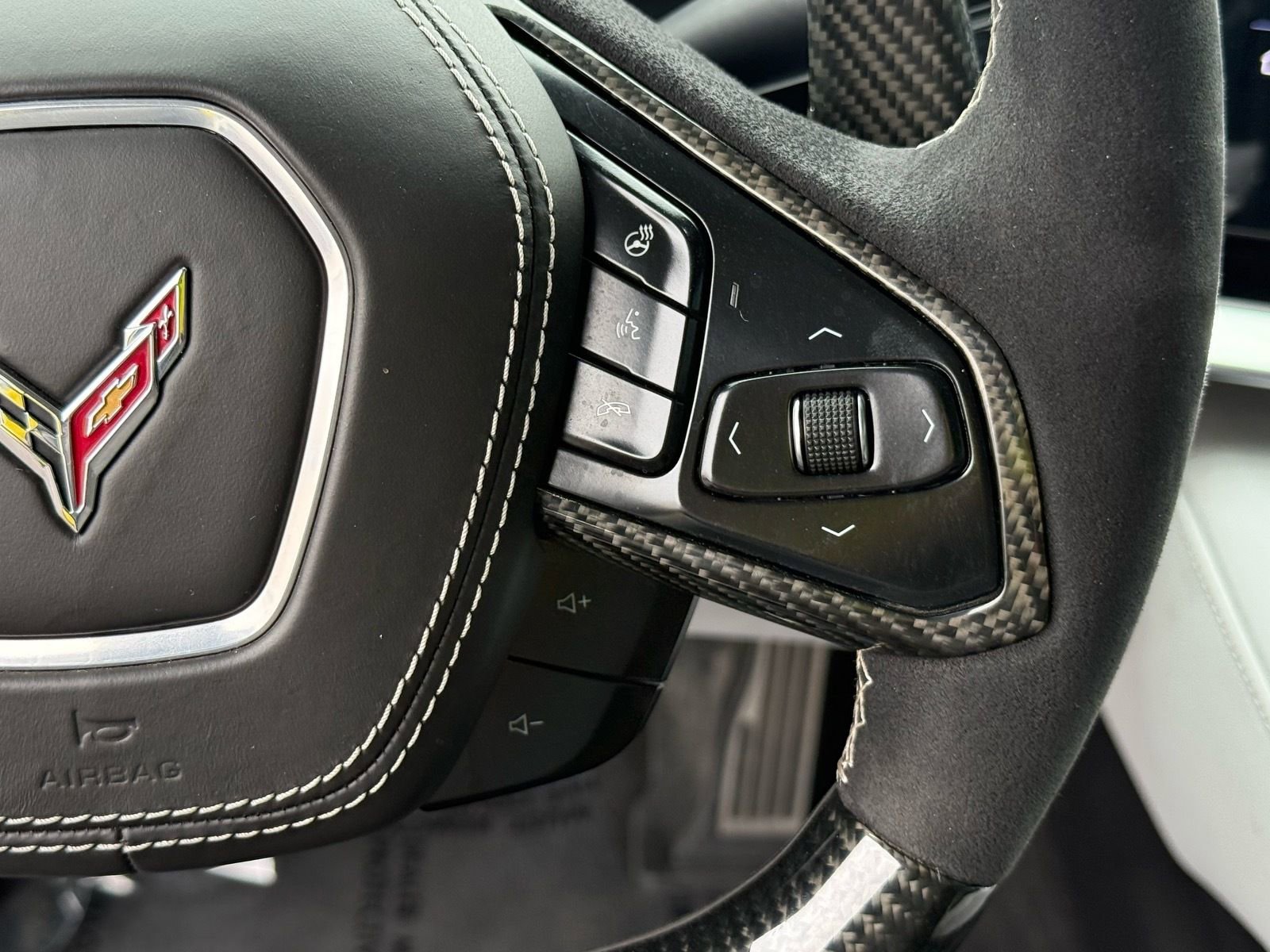 Used 2022 Chevrolet Corvette Stingray Premium Conv w/ Z51 Performance Package RWD image 19