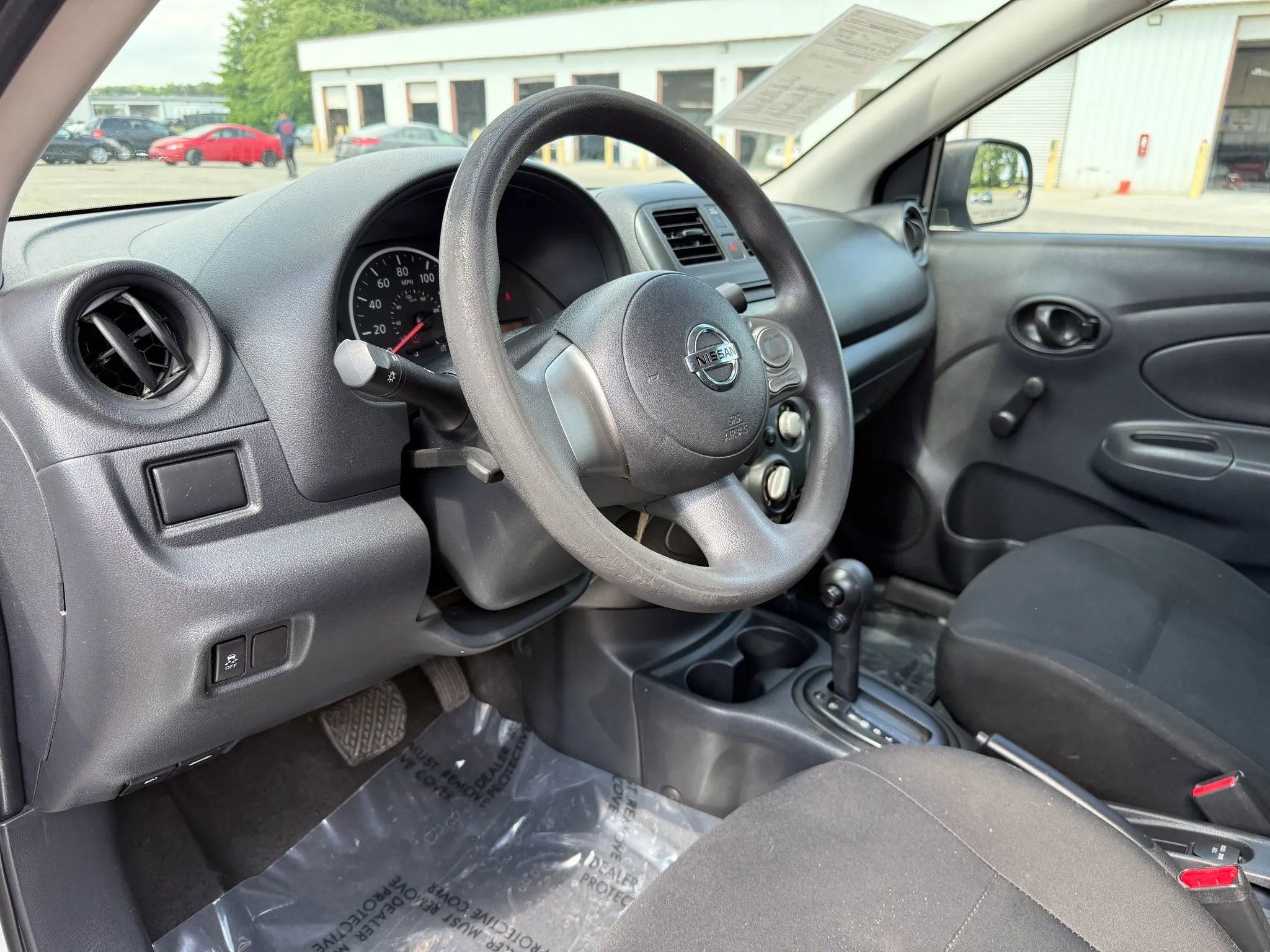 Used 2014 Nissan Versa S Plus FWD image 17