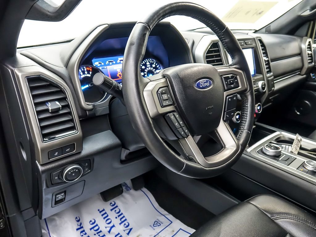 Used 2021 Ford Expedition XLT image 11