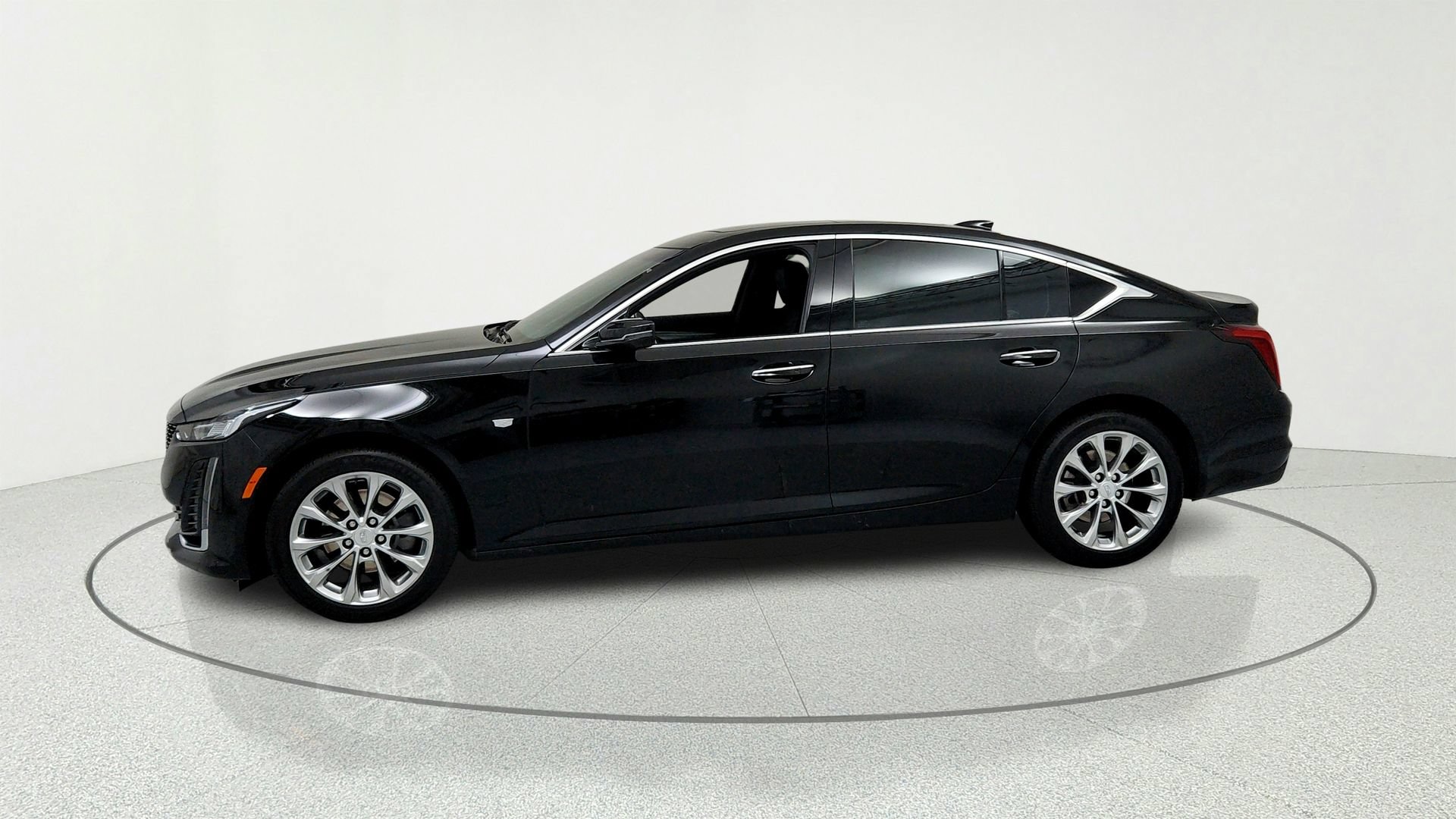 Certified 2023 Cadillac CT5 Luxury AWD/4WD image 2