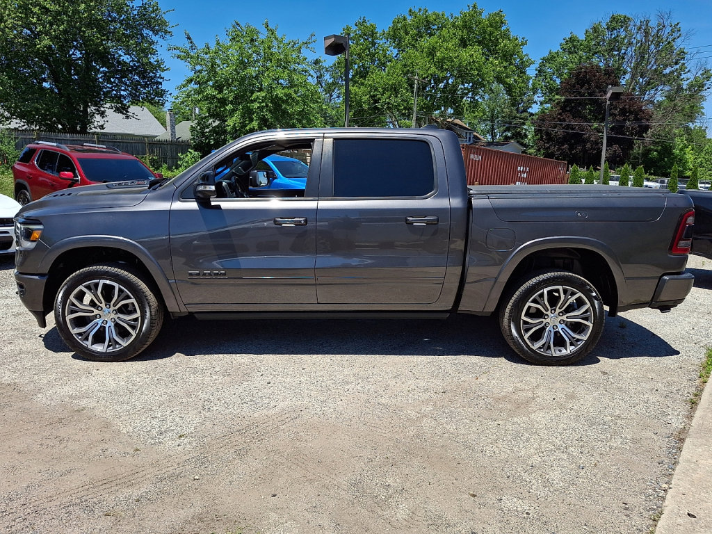 Used 2021 RAM 1500 Laramie AWD/4WD image 2
