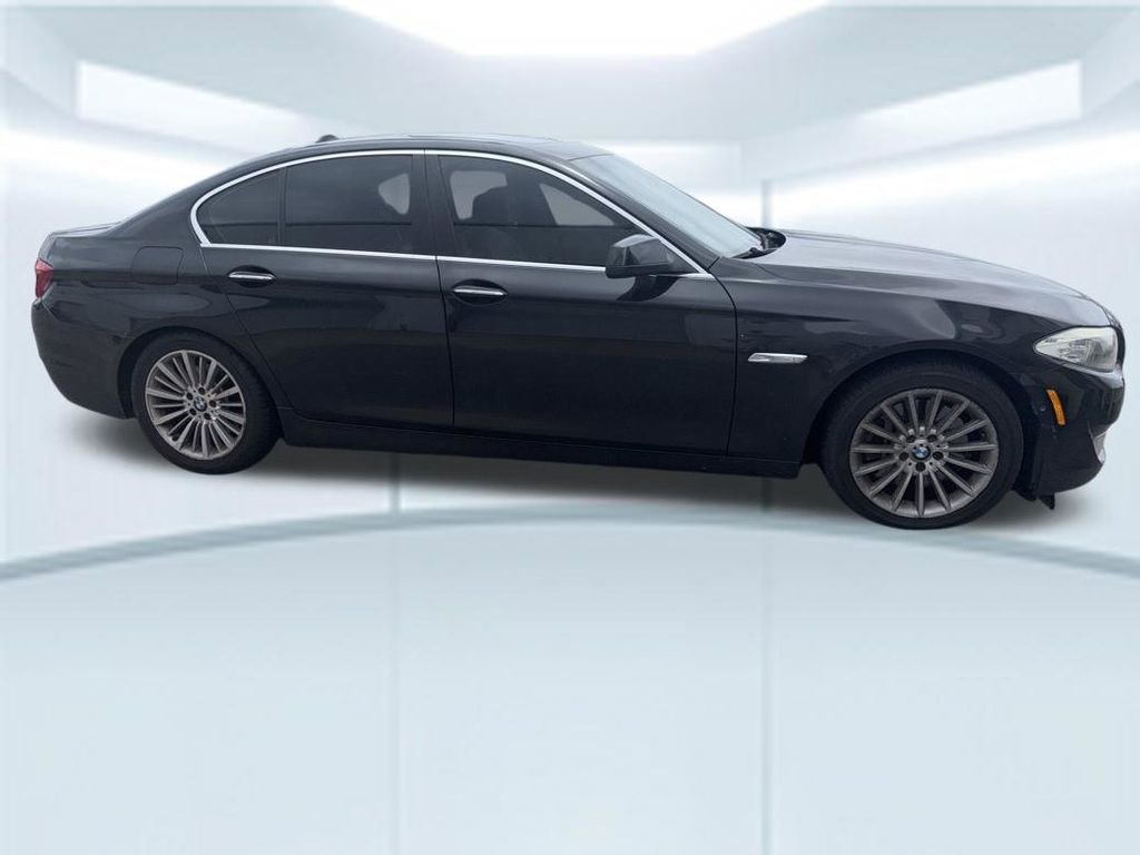 Used 2011 BMW 535i Sedan RWD image 5