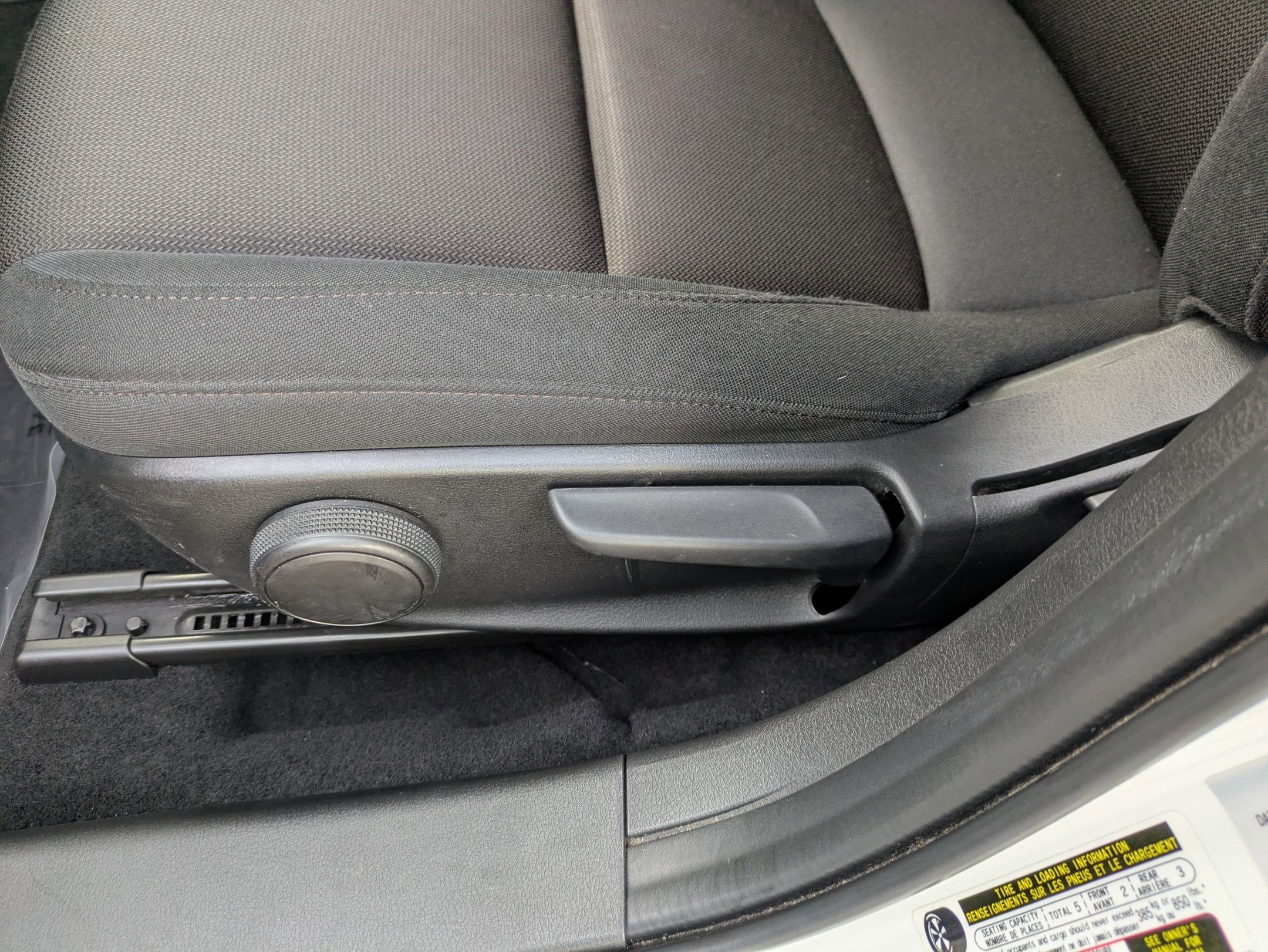 Used 2021 MAZDA MAZDA3 s image 22