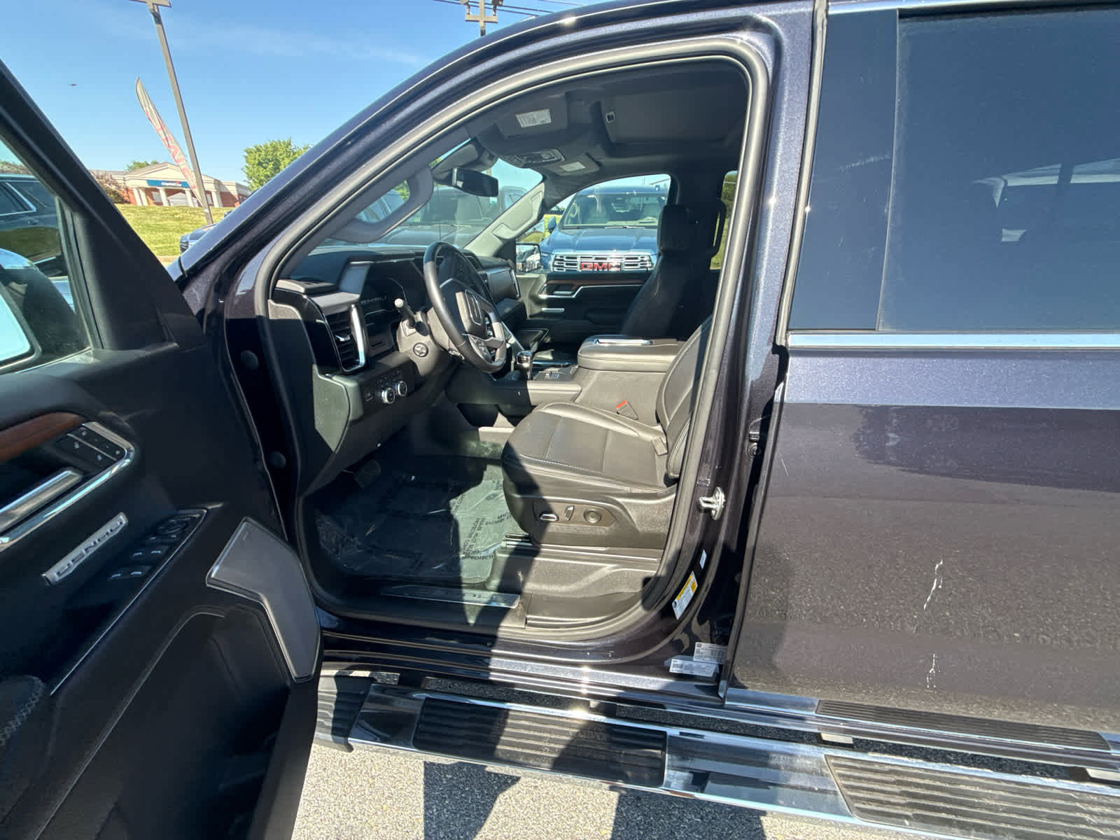 Used 2022 GMC Sierra 1500 Denali AWD/4WD image 15