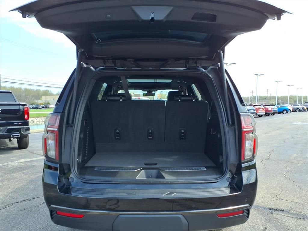 Certified 2021 Chevrolet Tahoe Z71 w/ Z71 Signature Package AWD/4WD image 12