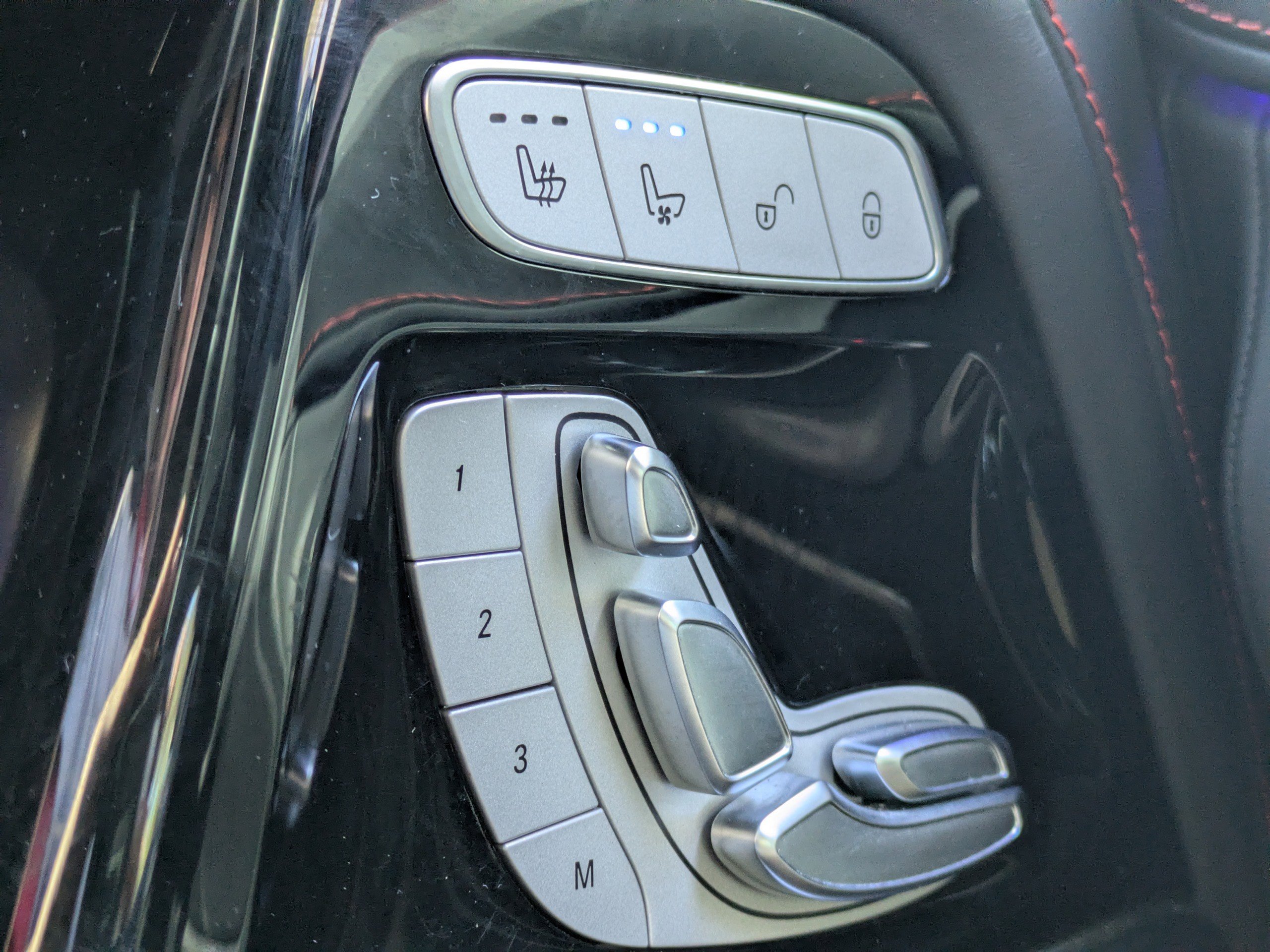Used 2022 Mercedes-Benz G 550 image 25