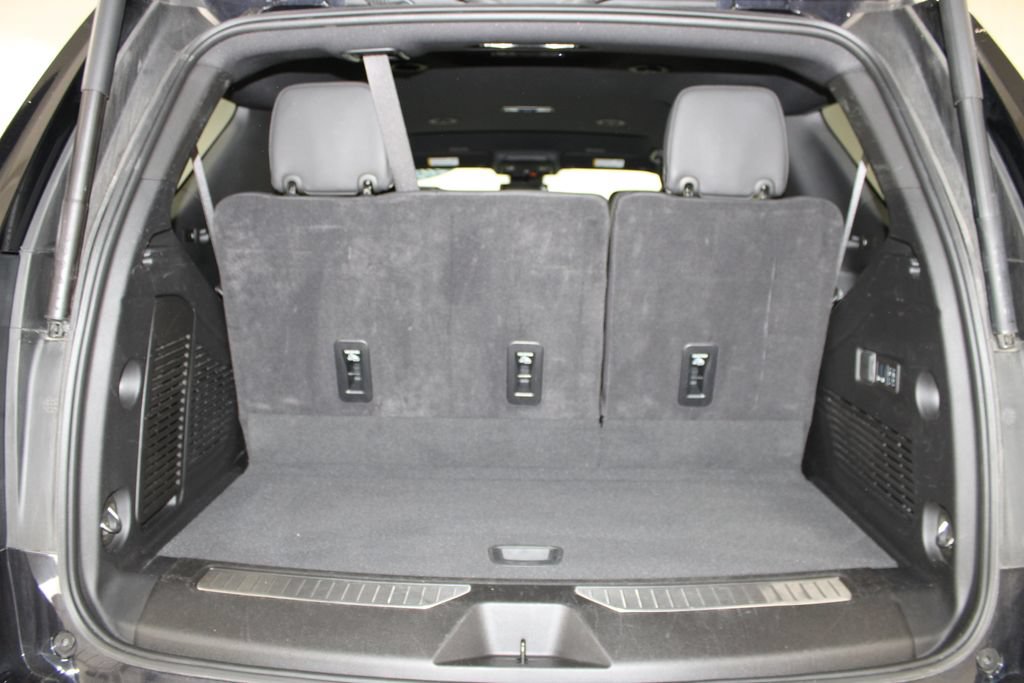 Used 2025 Chevrolet Tahoe Premier RWD image 34
