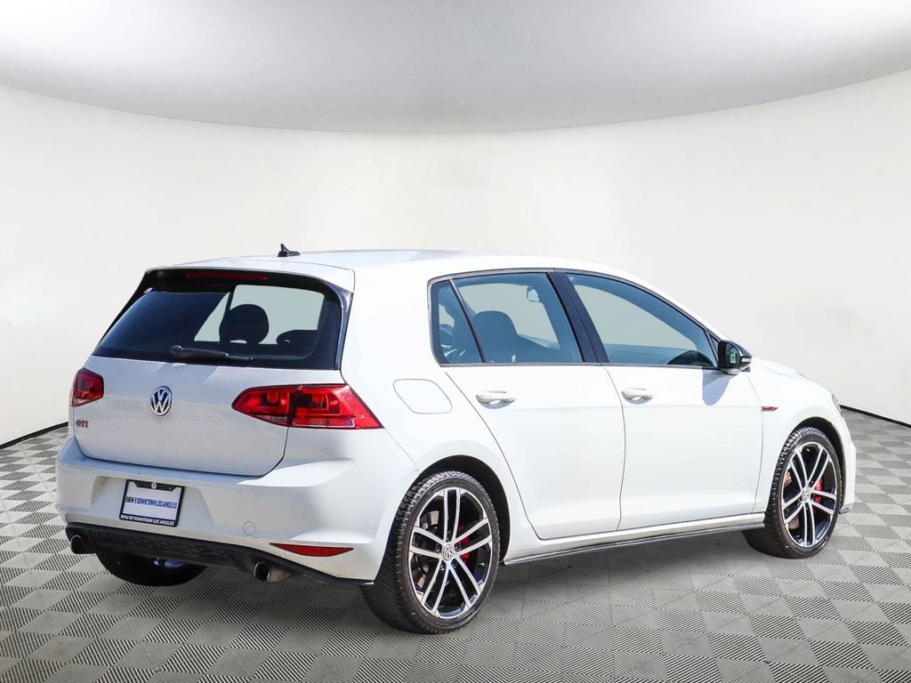 Used 2017 Volkswagen GTI Sport image 4