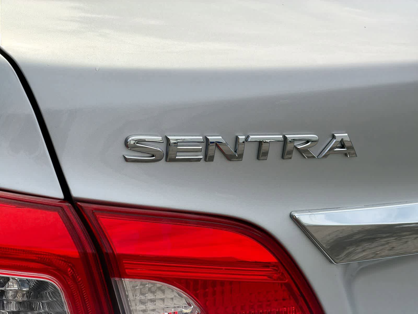 Used 2016 Nissan Sentra S image 13