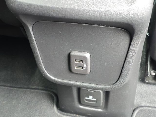 Used 2023 Chevrolet Equinox LT image 19