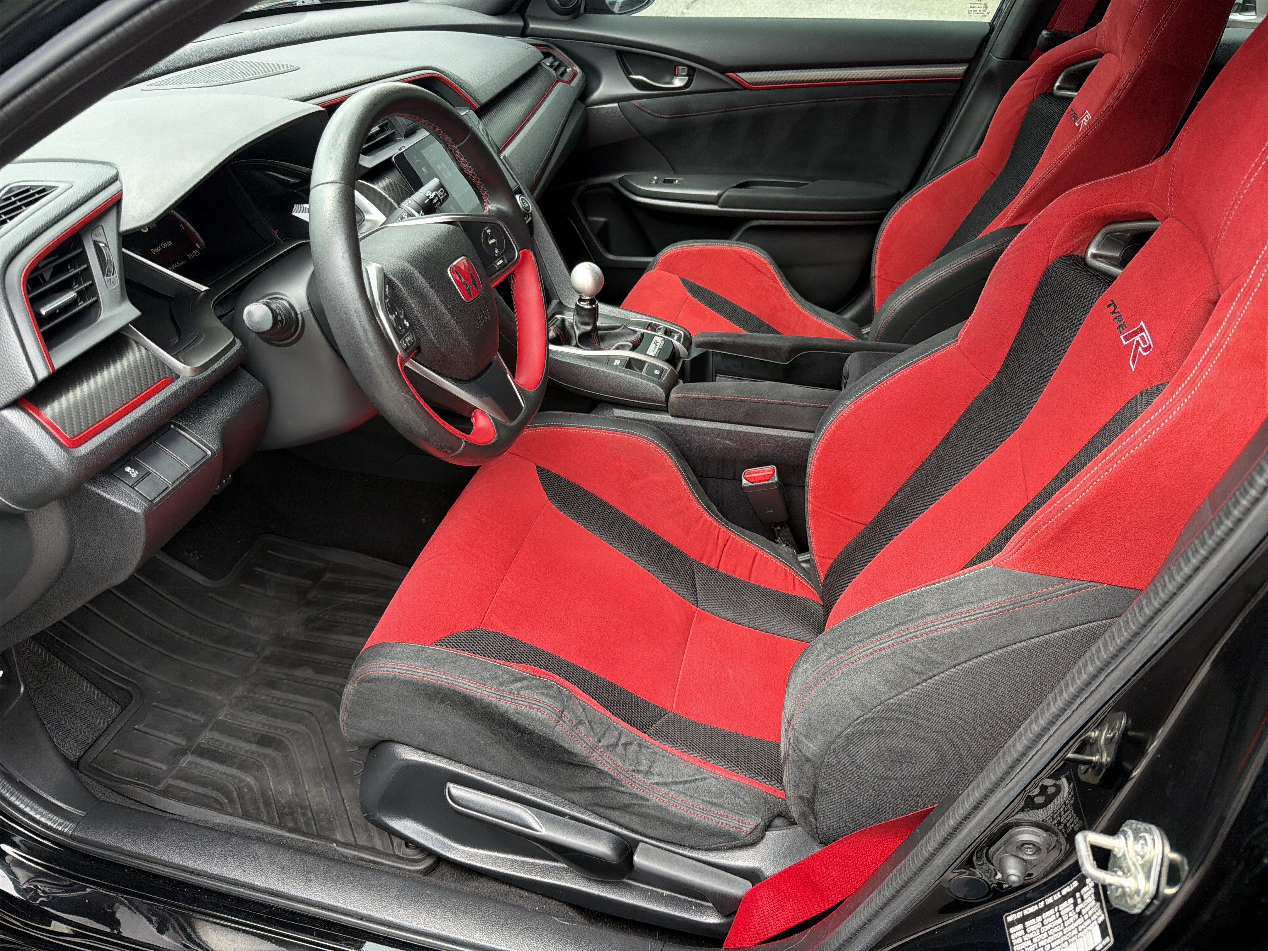 Used 2017 Honda Civic Type R image 17