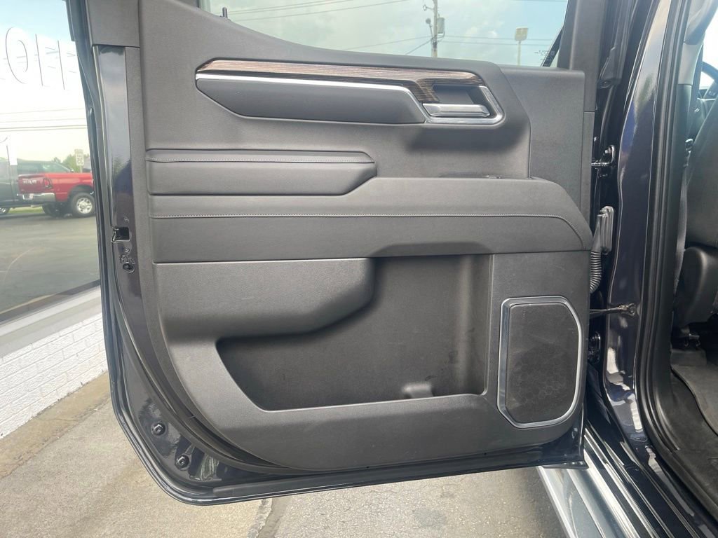 Used 2023 GMC Sierra 1500 SLE AWD/4WD image 16