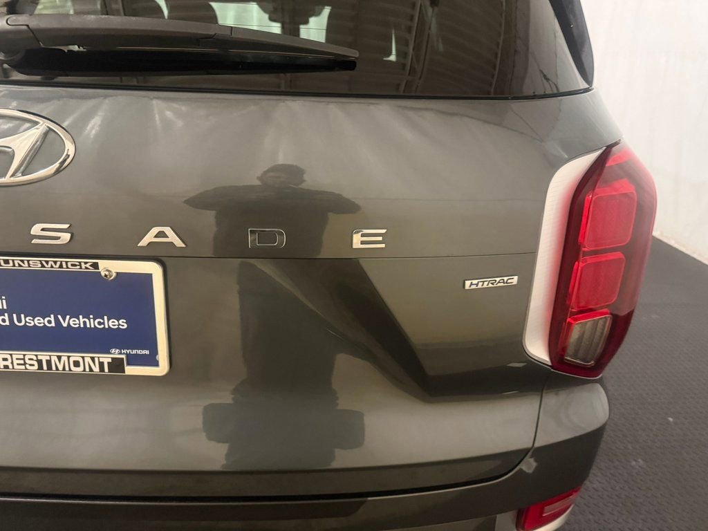 Used 2021 Hyundai Palisade Calligraphy w/ Cargo Package image 11