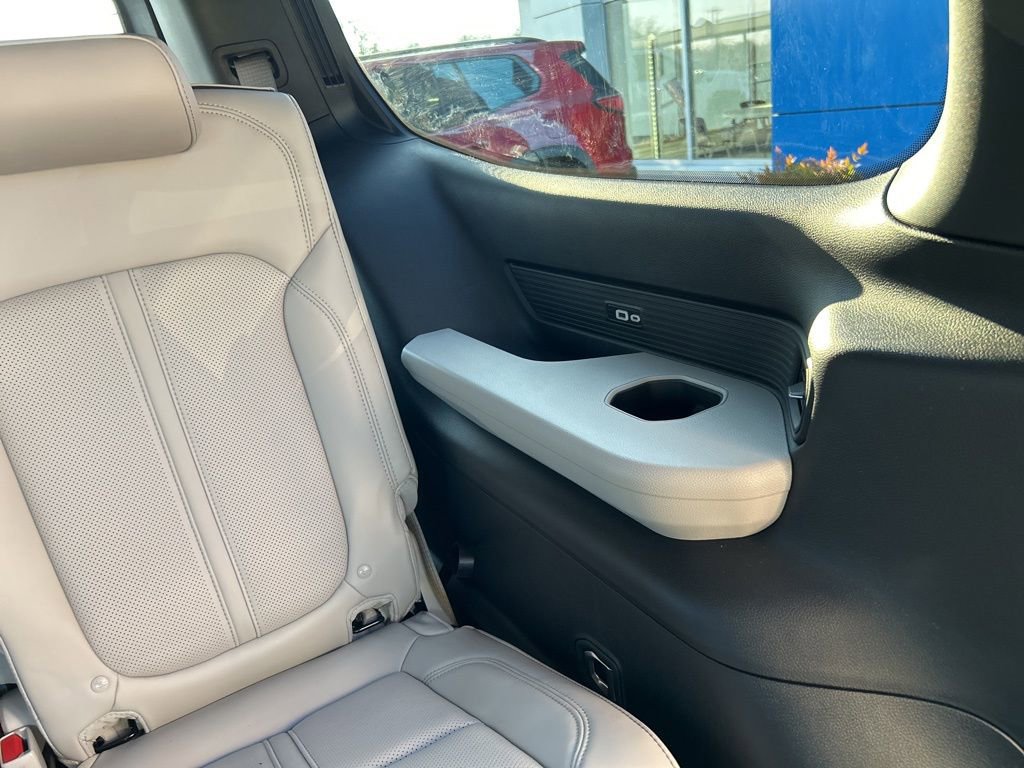 New 2025 Jeep Wagoneer Series II w/ Convenience Group I image 15