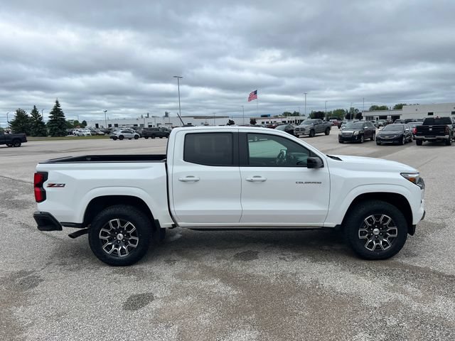 Used 2023 Chevrolet Colorado Z71 w/ Z71 Convenience Package 2 AWD/4WD image 4