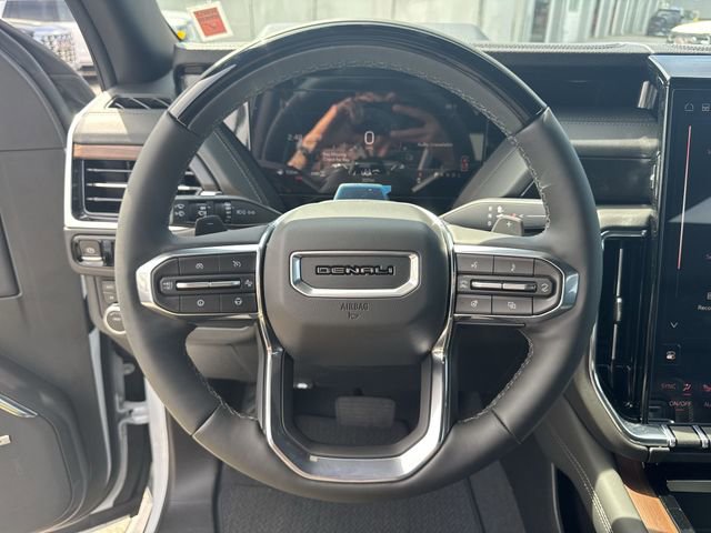 New 2026 GMC Yukon Denali w/ Denali Reserve Package image 14
