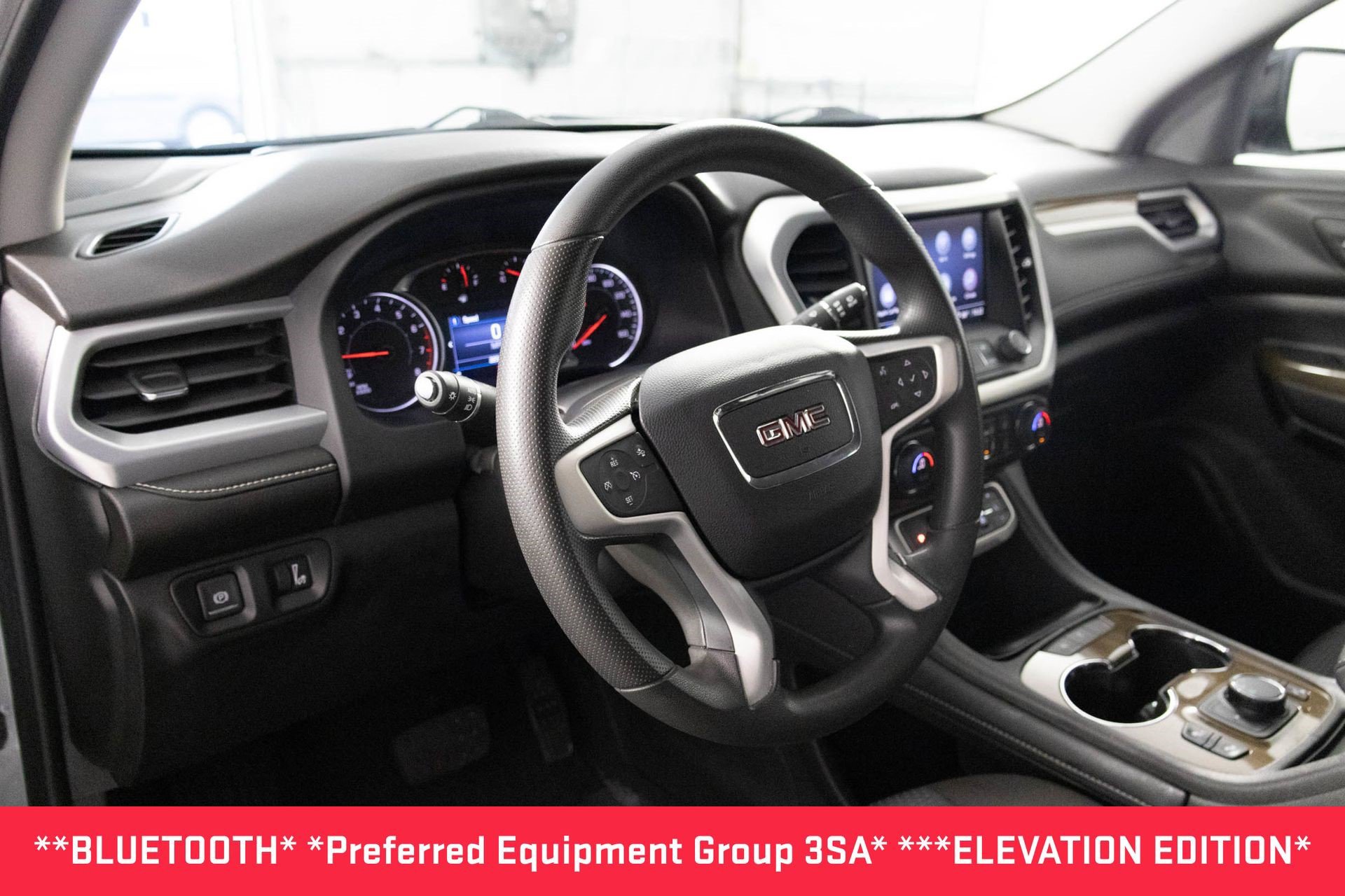 Certified 2023 GMC Acadia SLE w/ Driver Convenience Package image 9