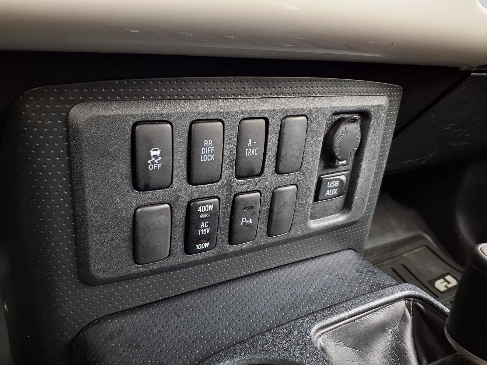 Used 2011 Toyota FJ Cruiser Base image 21