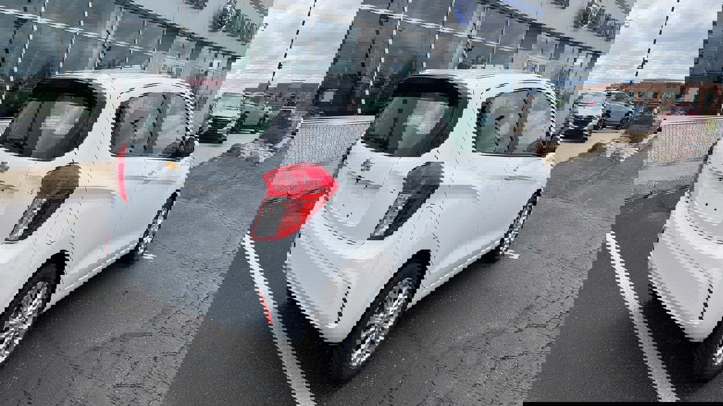 Used 2021 Chevrolet Spark LT image 3