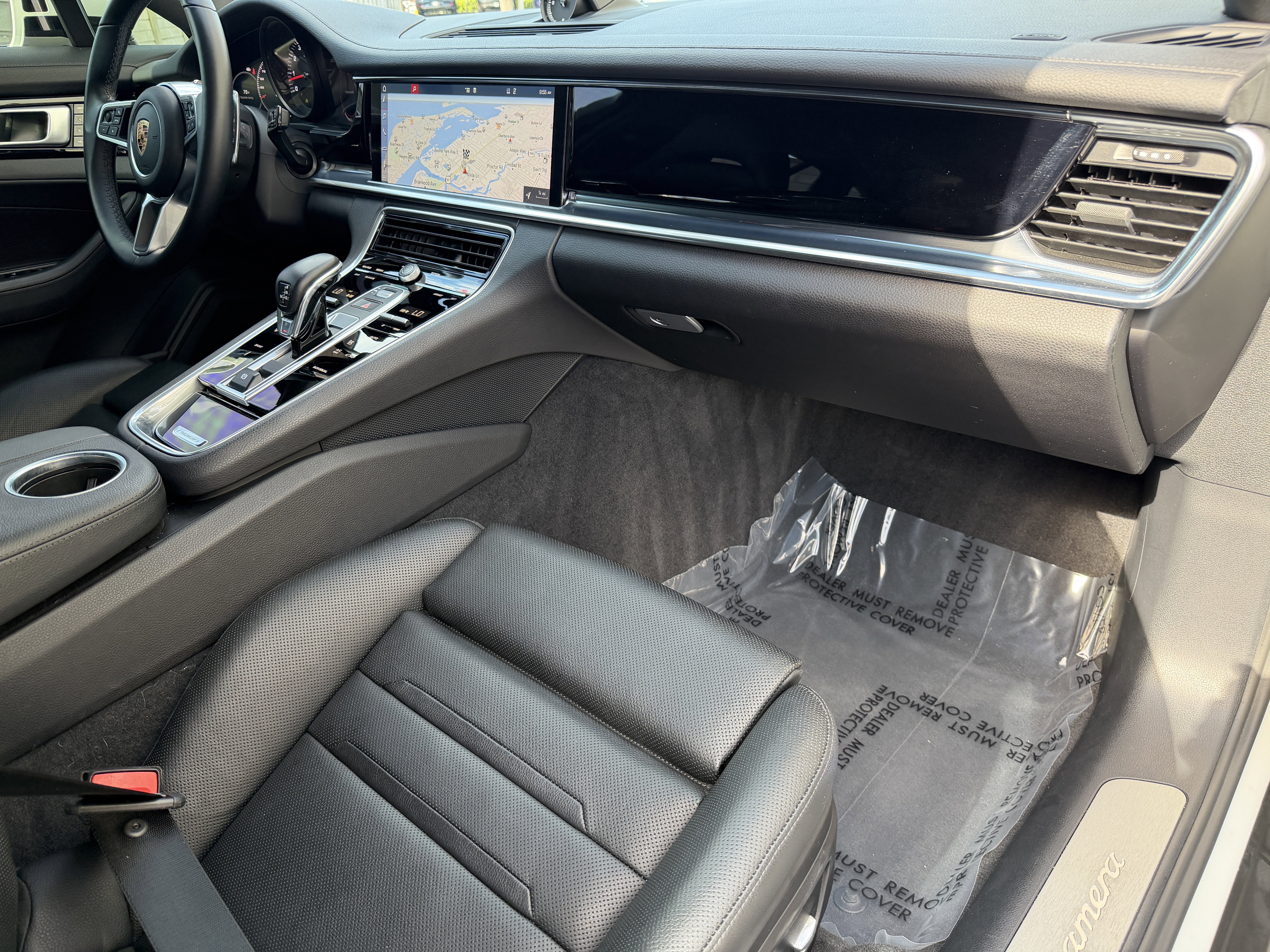 Certified 2020 Porsche Panamera image 17