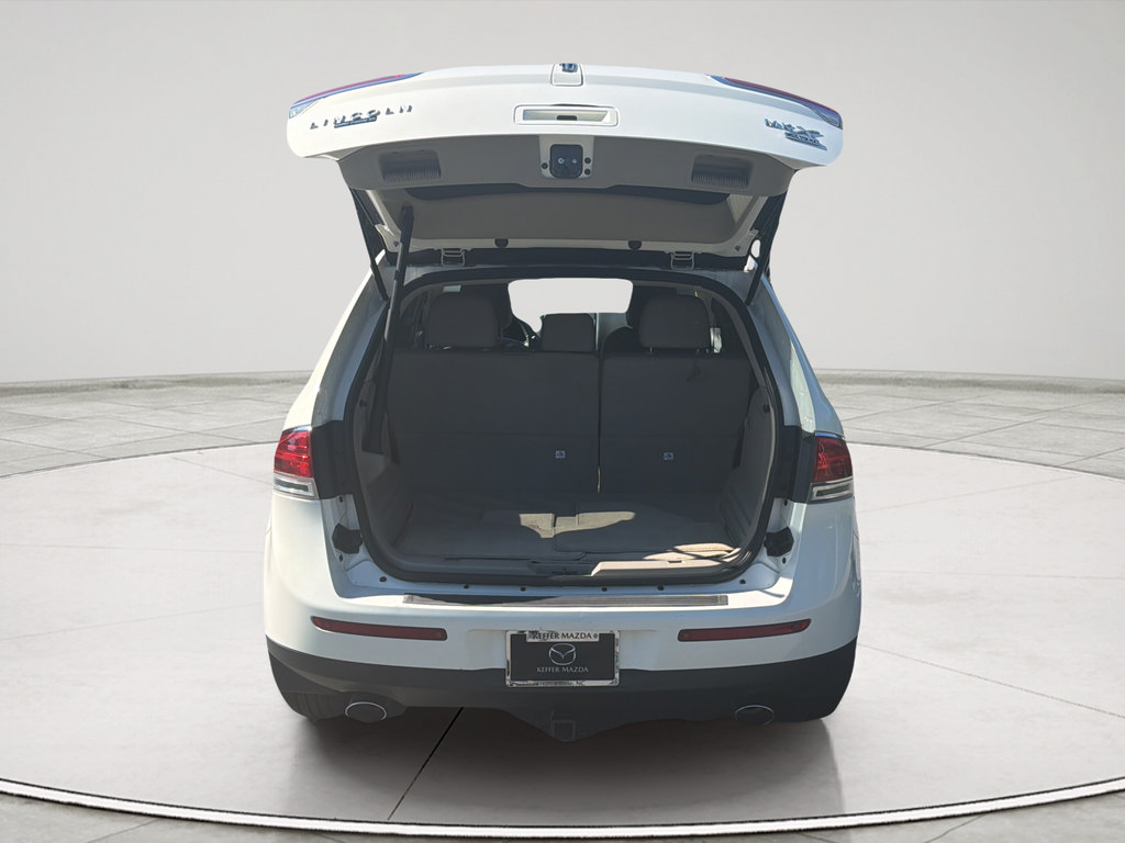 Used 2013 Lincoln MKX AWD image 9