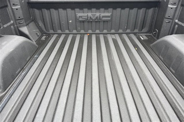 Used 2025 GMC Sierra 1500 Elevation w/ Elevation Premium Package image 17