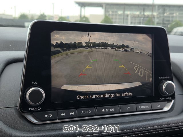 Used 2024 Nissan Rogue SV FWD image 19
