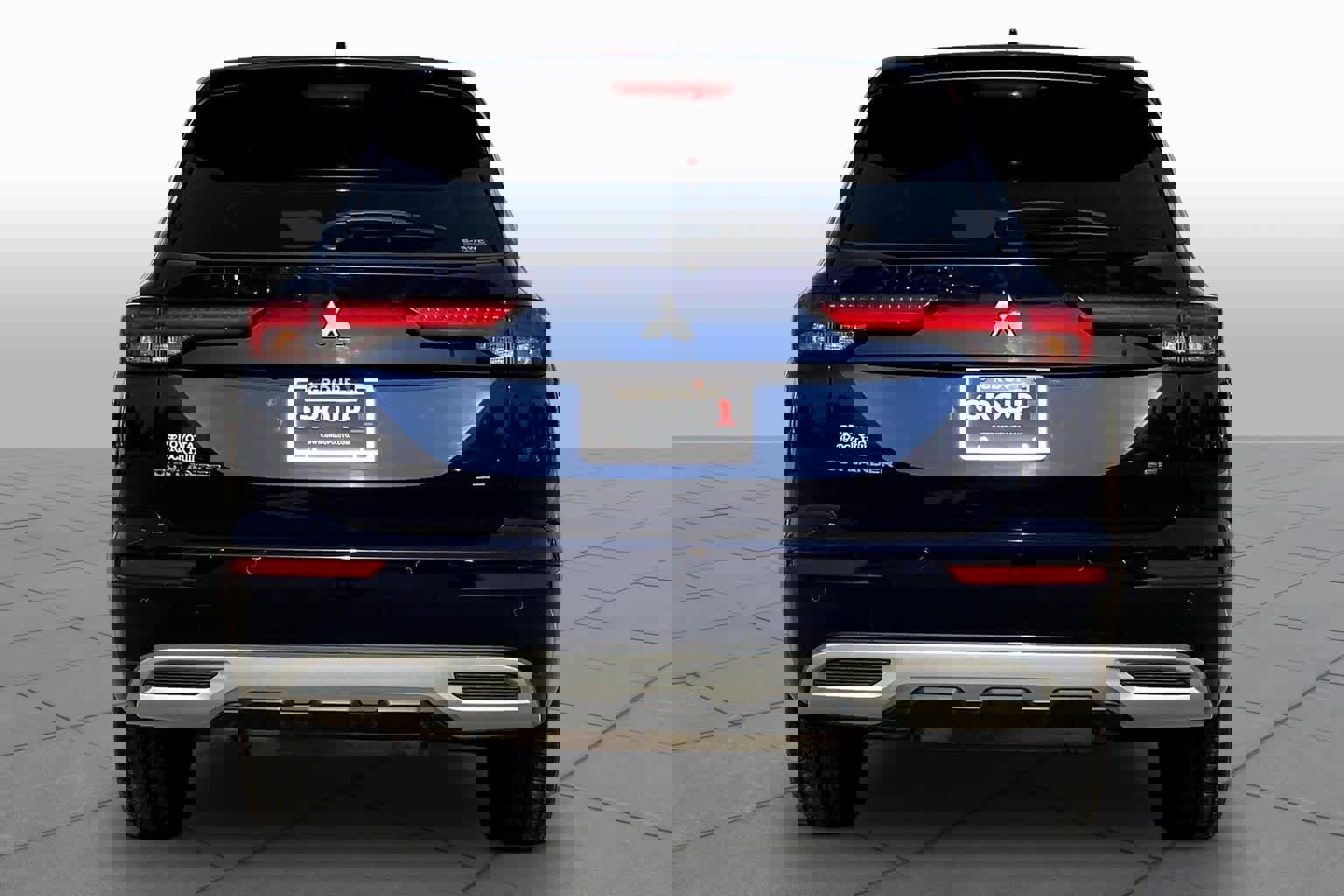 Used 2022 Mitsubishi Outlander SE image 5