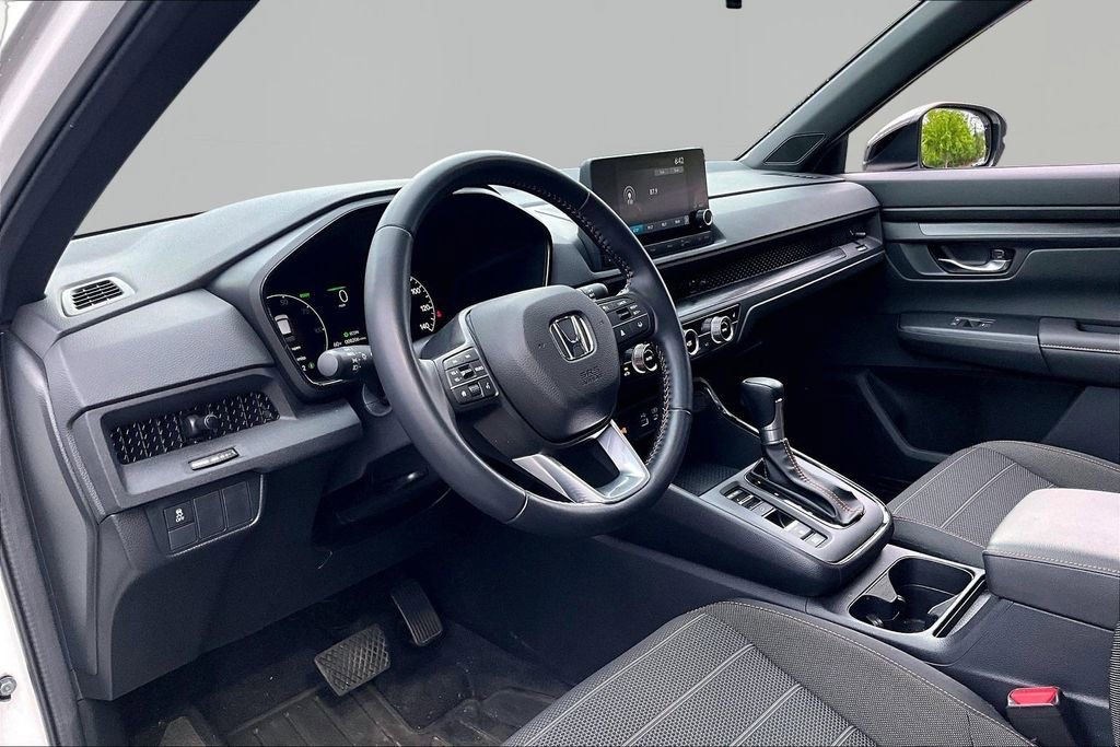 Certified 2025 Honda CR-V Sport image 12