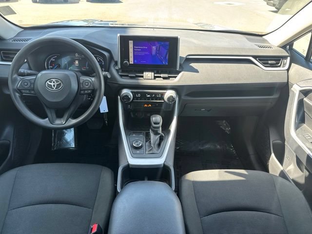 Used 2025 Toyota RAV4 LE AWD/4WD image 19