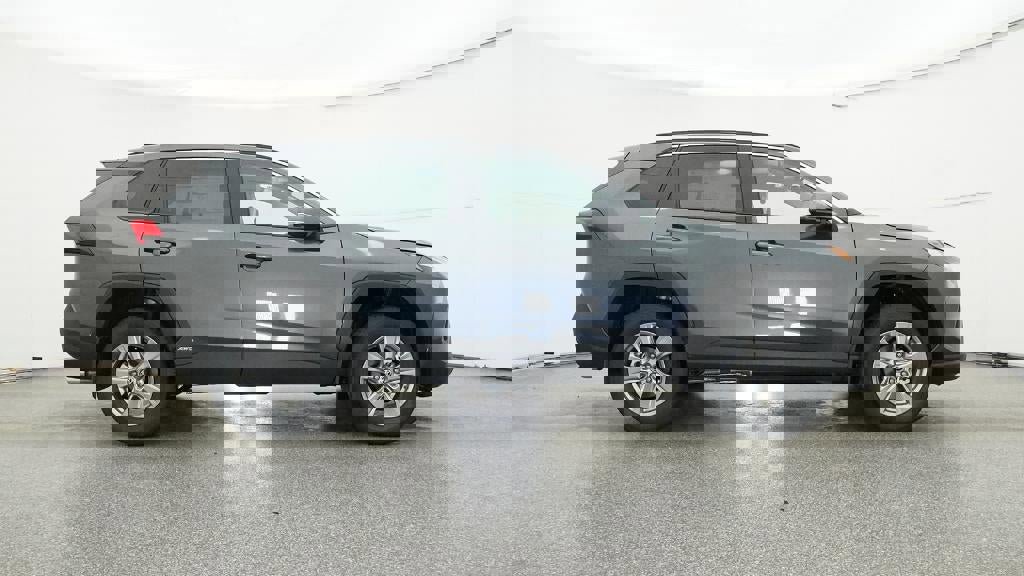 New 2025 Toyota RAV4 XLE image 27