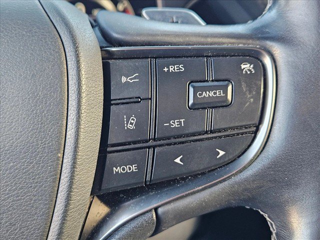 Used 2021 Lexus LS 500 w/ Accessory Package (Z2) RWD image 14