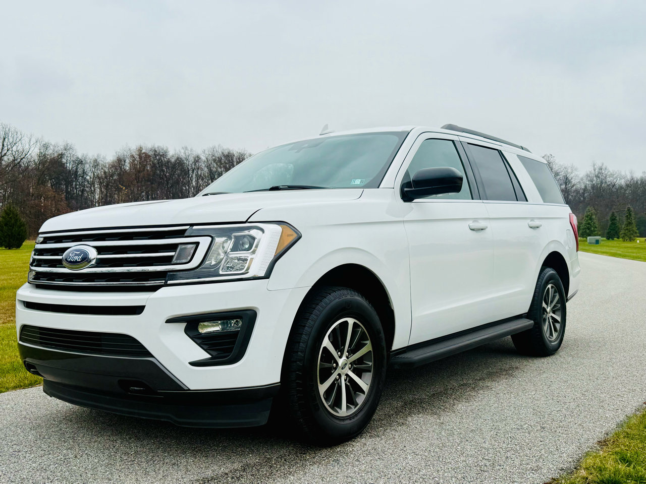 Used 2020 Ford Expedition XL image 2