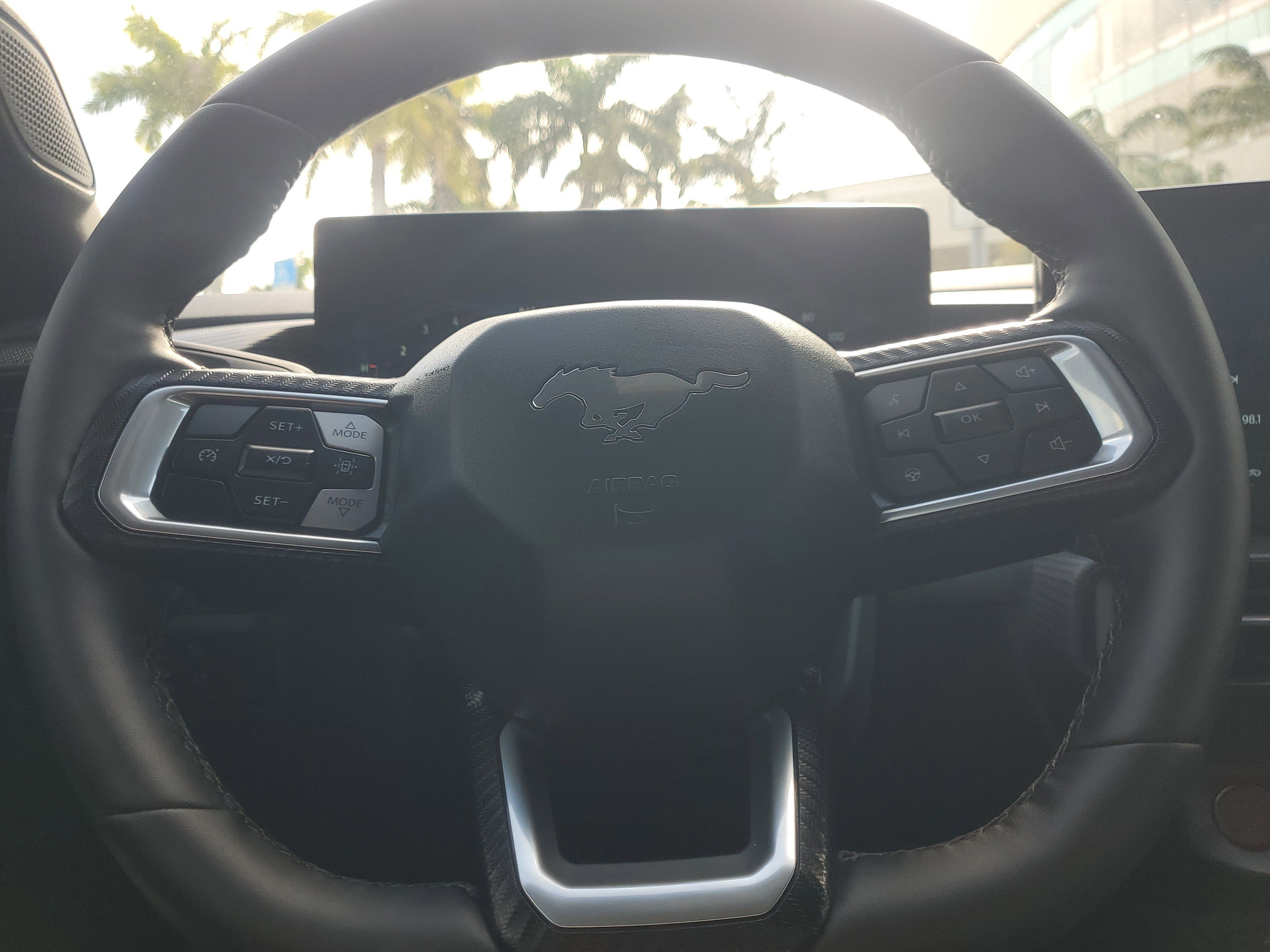 Used 2025 Ford Mustang Coupe image 18