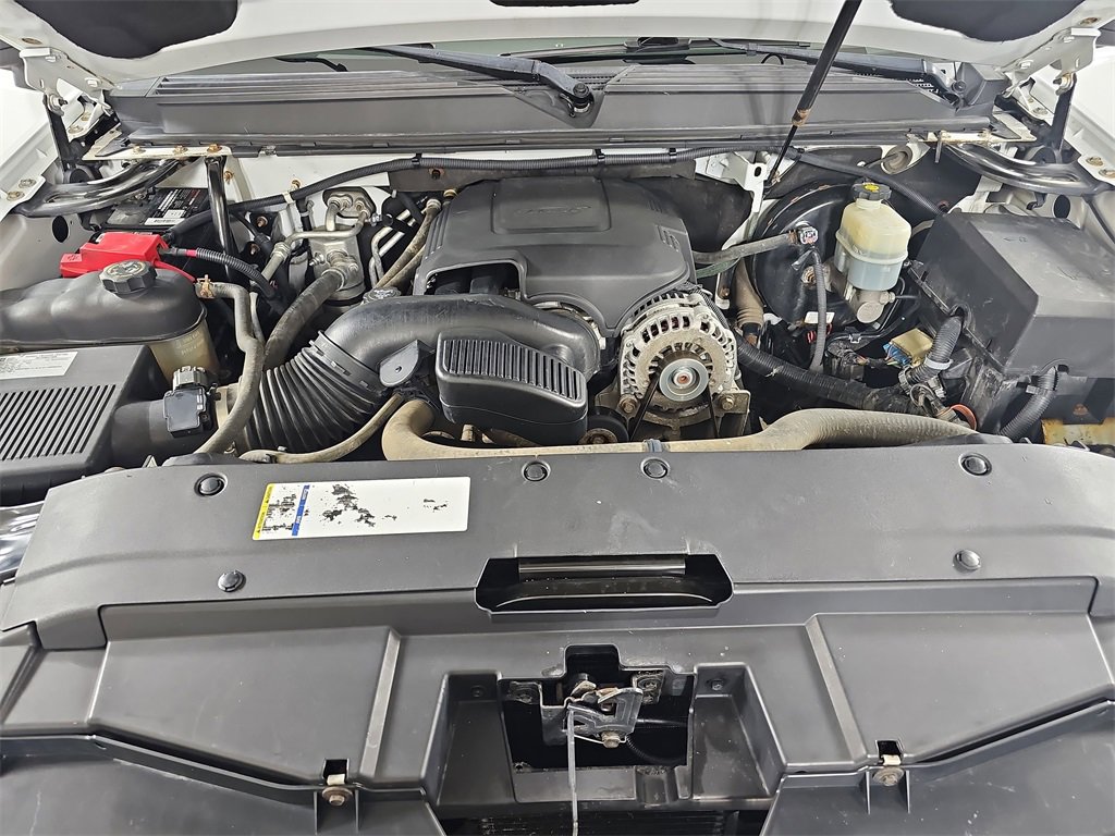 Used 2010 Chevrolet Tahoe LTZ image 35