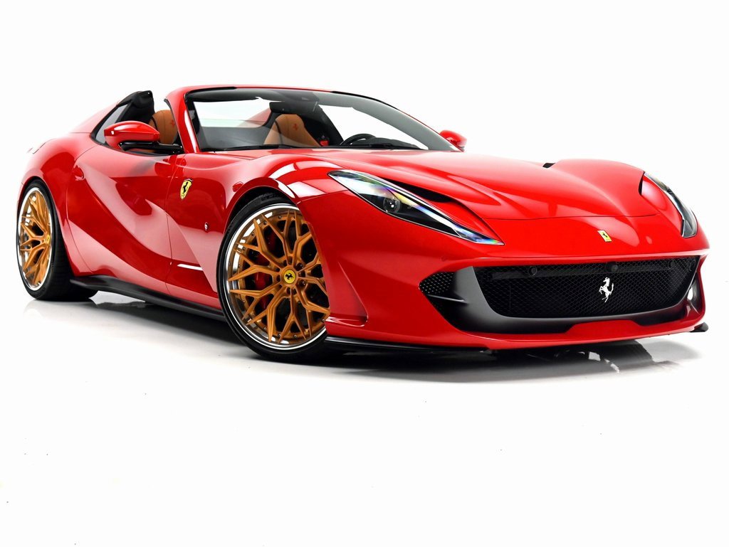 Used 2022 Ferrari 812 GTS image 3