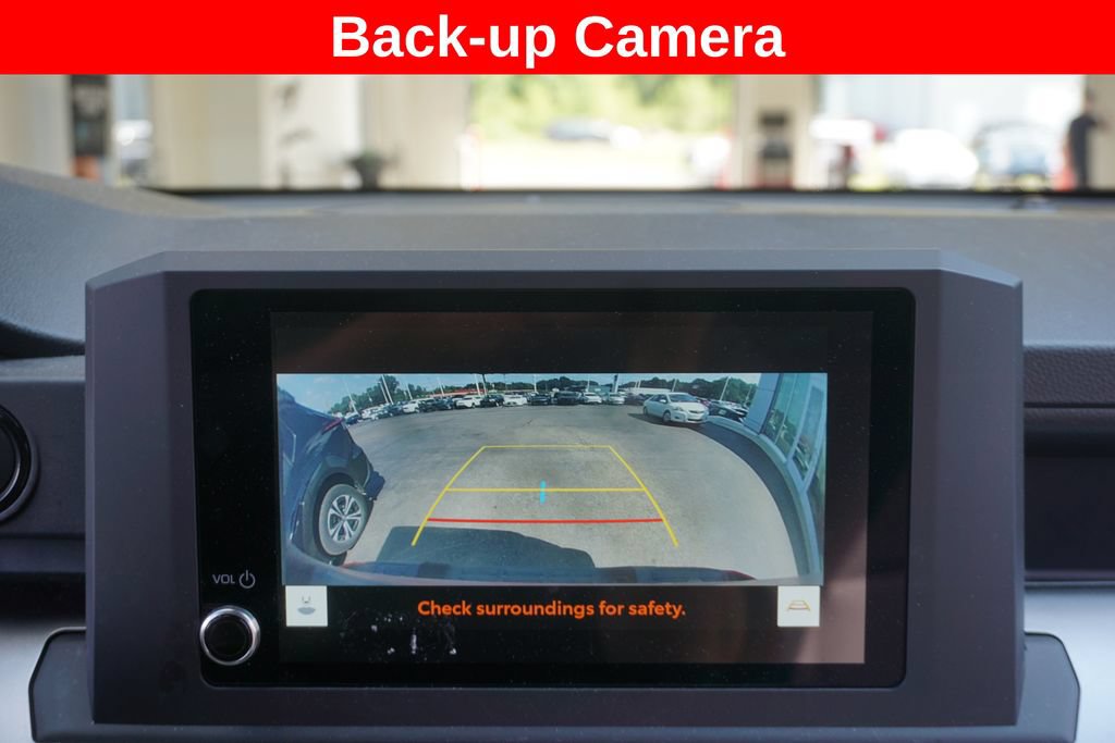 Used 2025 Toyota Tacoma SR5 AWD/4WD image 7