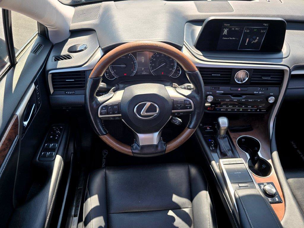 Used 2022 Lexus RX 350L Premium w/ Premium Package AWD/4WD image 17