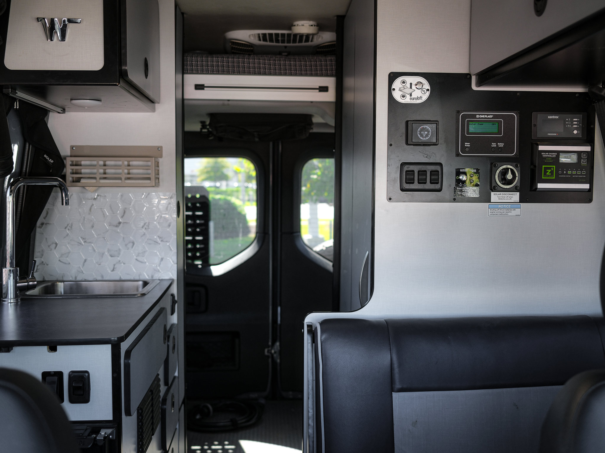 Used 2021 Mercedes-Benz Sprinter 2500 w/ Parking Package image 28