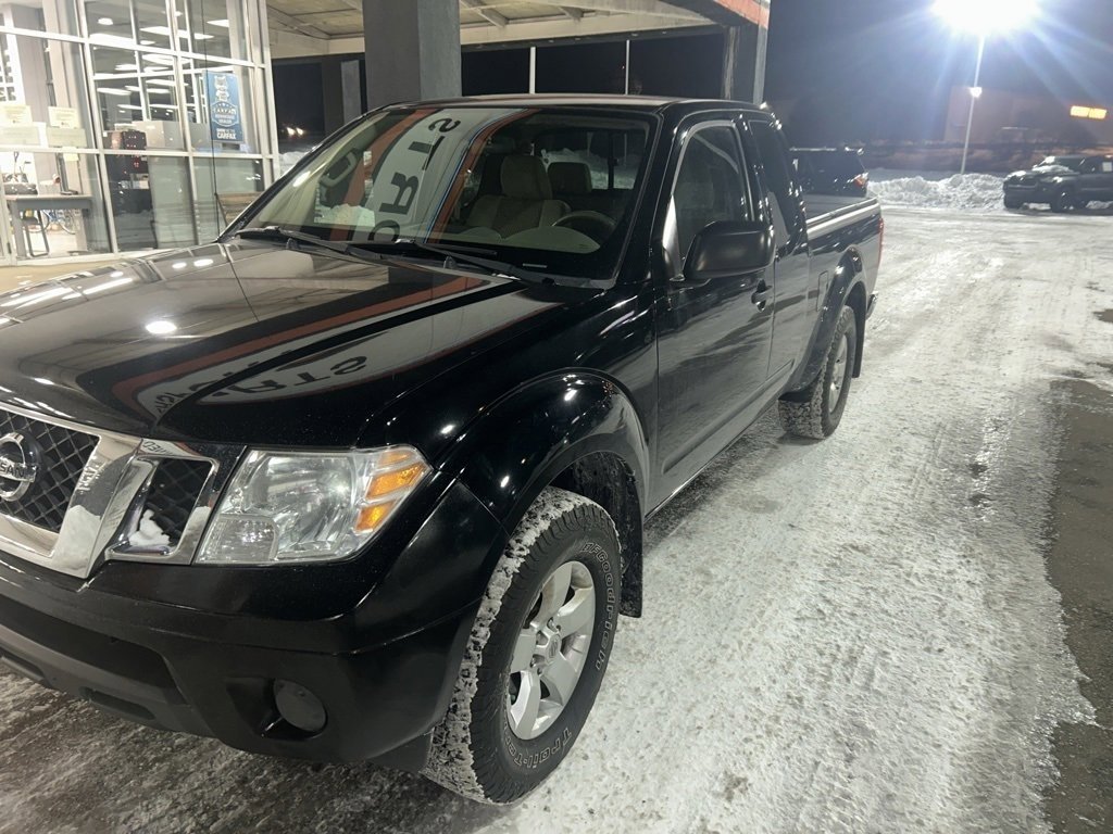Used 2012 Nissan Frontier SV image 4