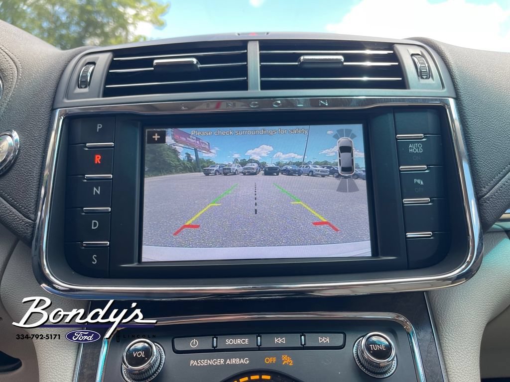 Used 2019 Lincoln Continental Select FWD image 6
