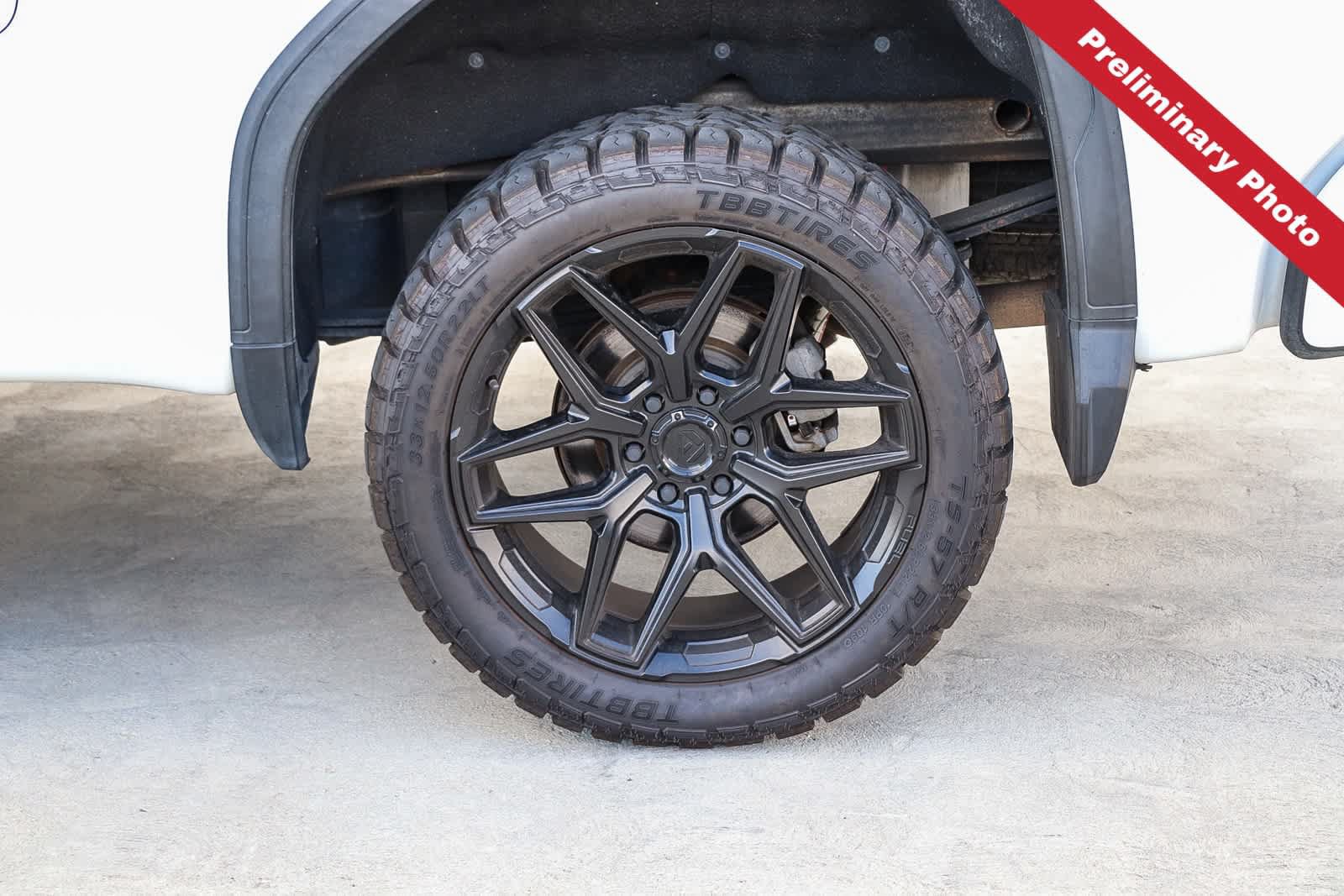 Used 2020 GMC Sierra 1500 AT4 w/ AT4 Premium Package AWD/4WD image 11