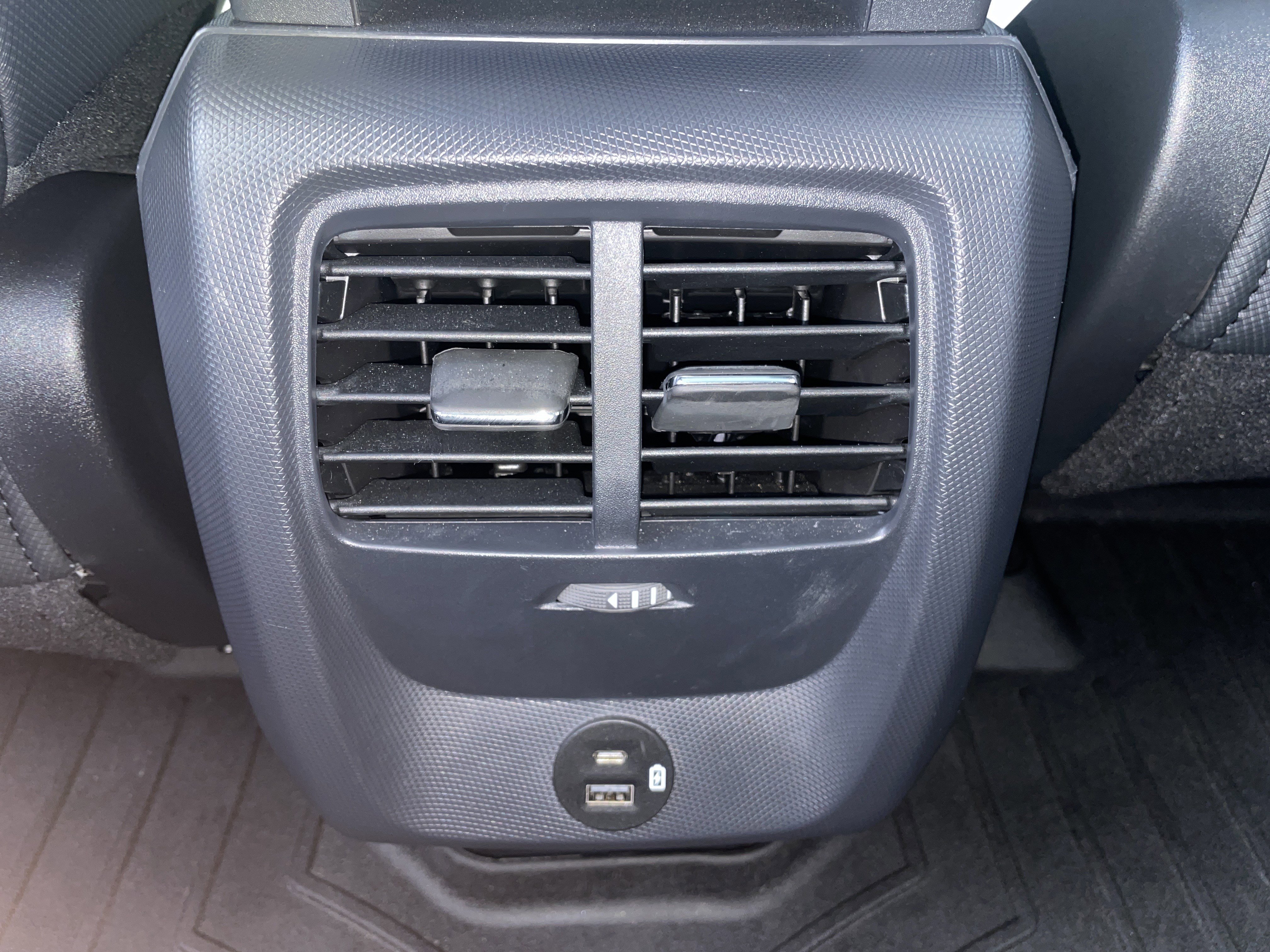 Used 2023 Ford Mustang Mach-E Premium image 31