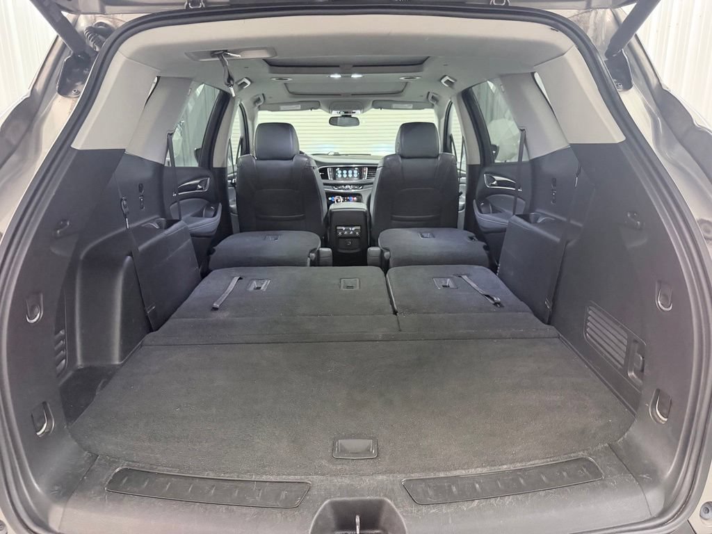 Used 2018 Buick Enclave Essence AWD/4WD image 33