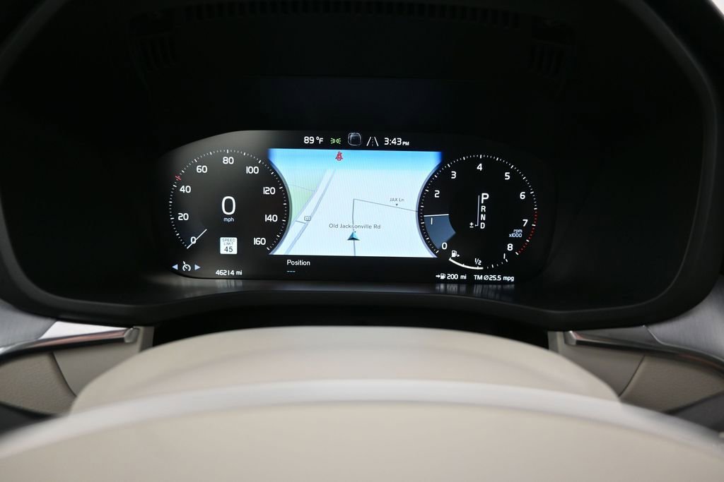 Used 2020 Volvo XC60 T6 Momentum AWD/4WD image 14