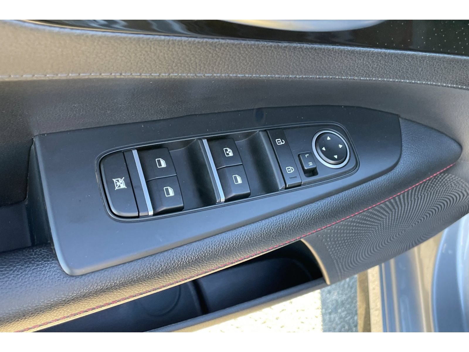 Used 2023 Kia Forte GT FWD image 11