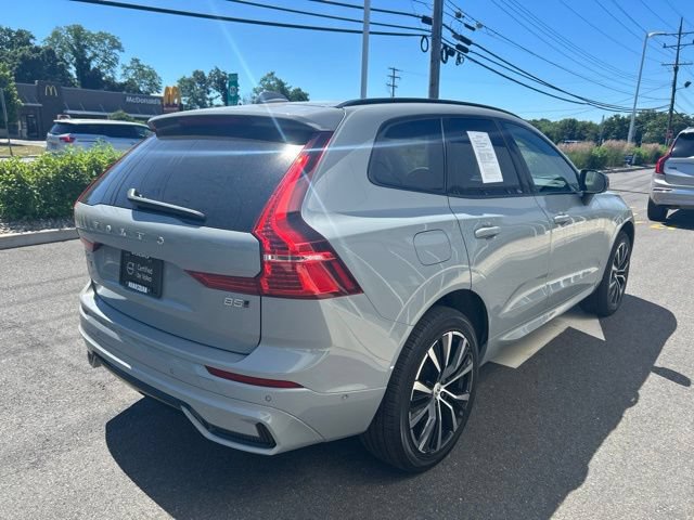 Certified 2025 Volvo XC60 B5 Plus AWD/4WD image 5