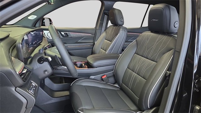 New 2026 Buick Enclave Avenir w/ Super Cruise Package image 11